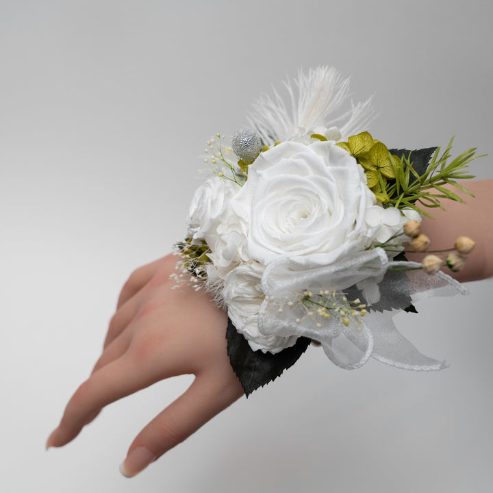 Mix Floral Corsage and Boutonniere Set