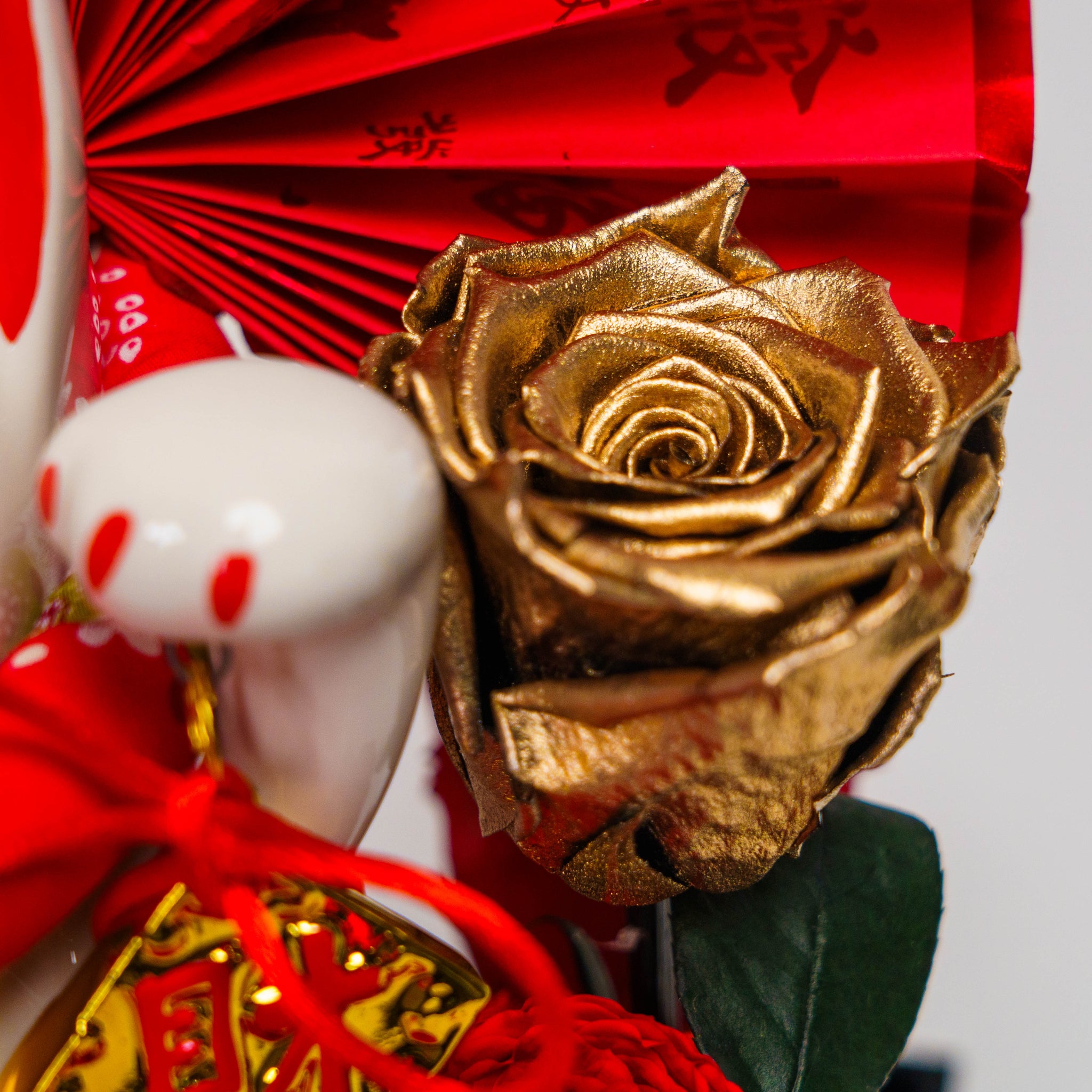 Luxury Maneki Neko Lucky Fortune Cat Red Mixed Floral Design