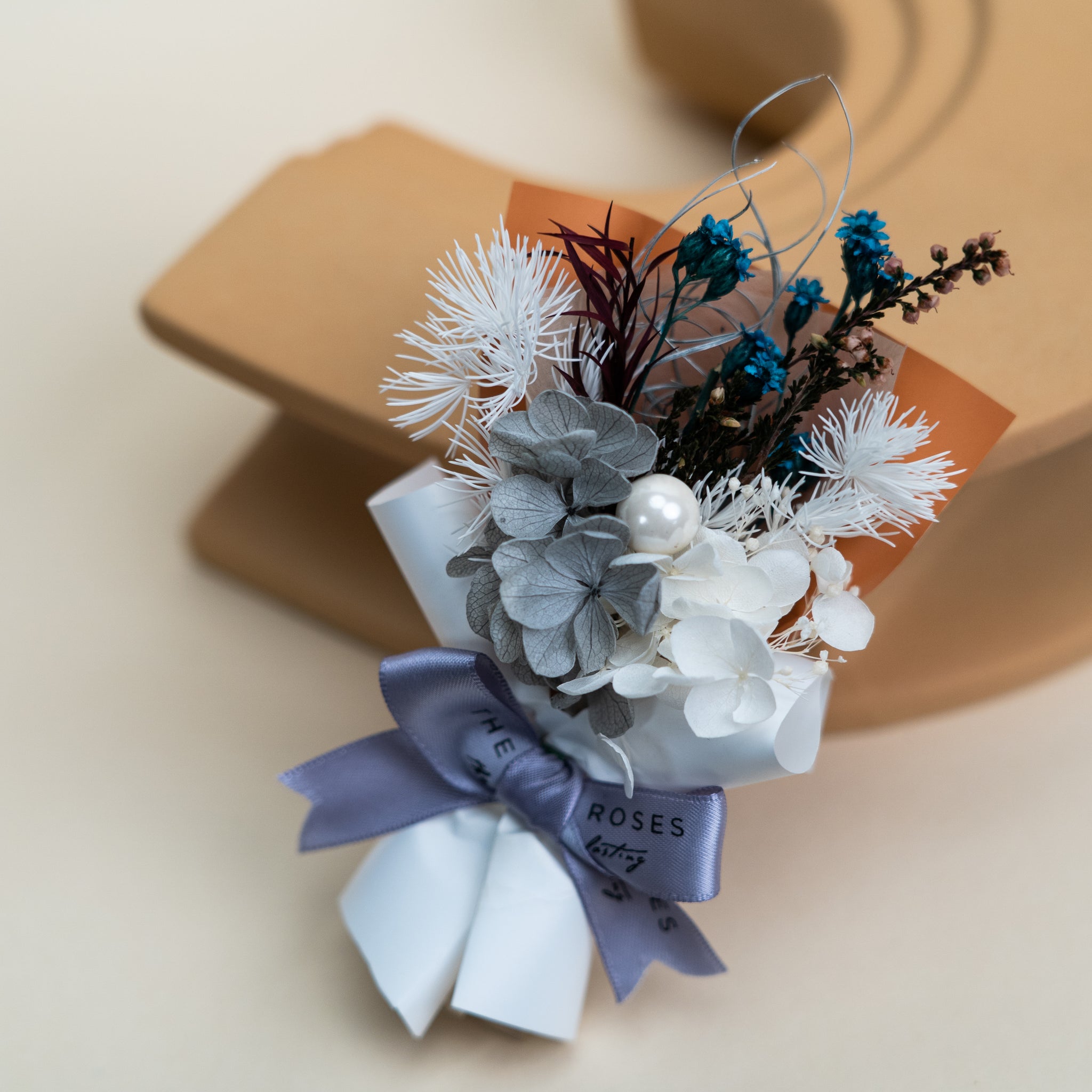 Mini Flower Bouquet Car Vent Decor - Blue Dream