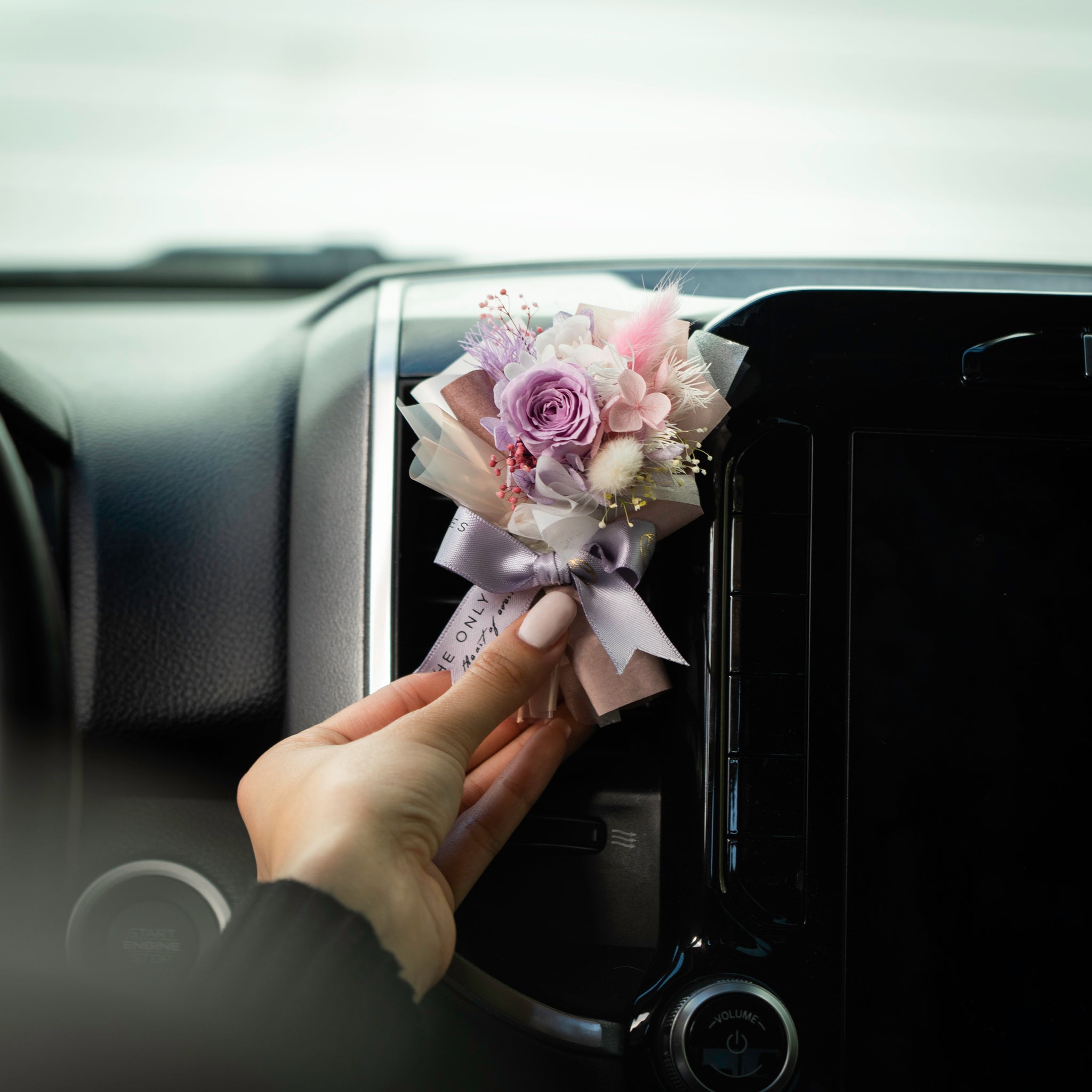 Mini Flower Bouquet Car Vent Decor - Lilac Rose